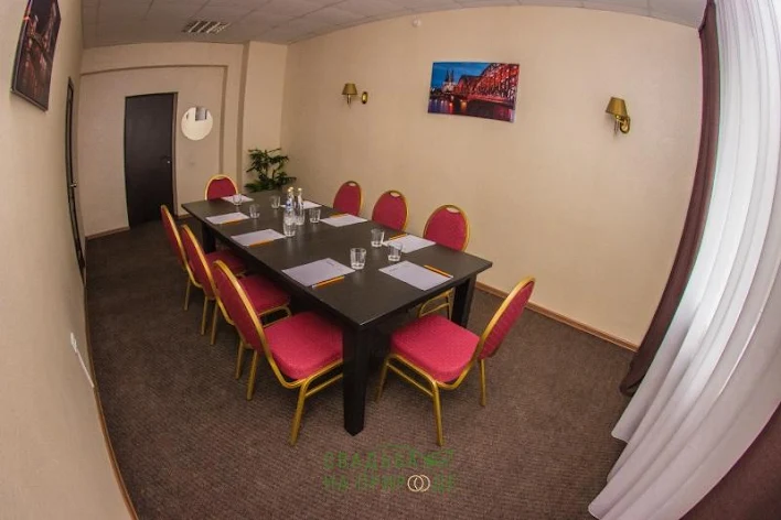 Фото №1 зала Переговорная комната