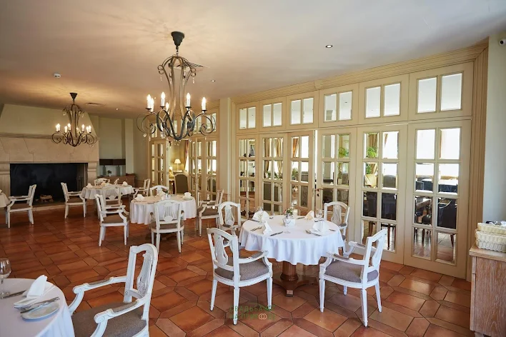 Фото №2 зала Зал «Дача Брассери» 