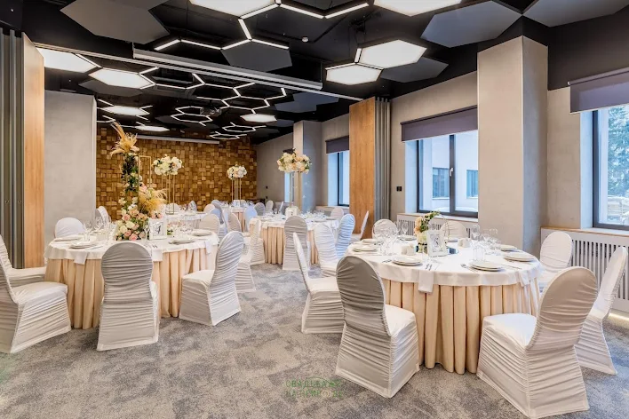 Фото №1 зала Summit