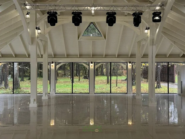 Фото №1 зала Шатер «Еловый» 