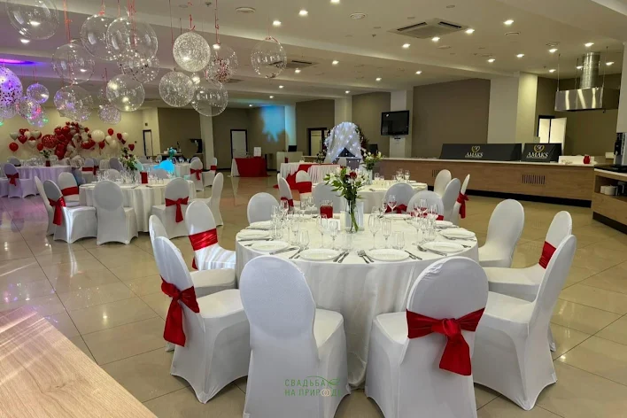 Фото №2 зала Ресторан elove