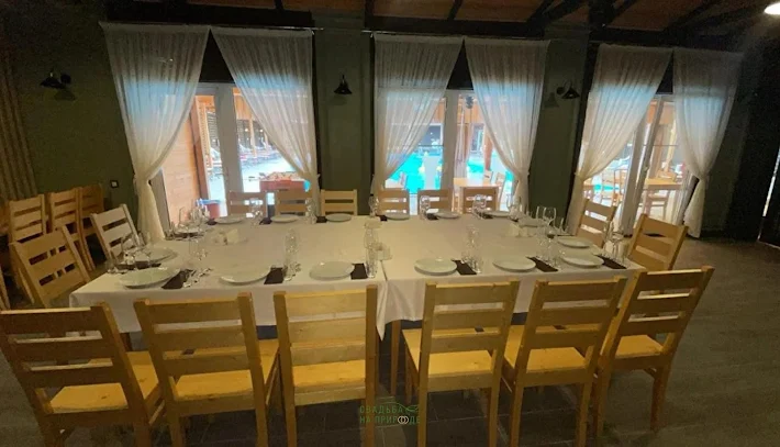 Фото №2 зала Кафе-бар «Империал» 