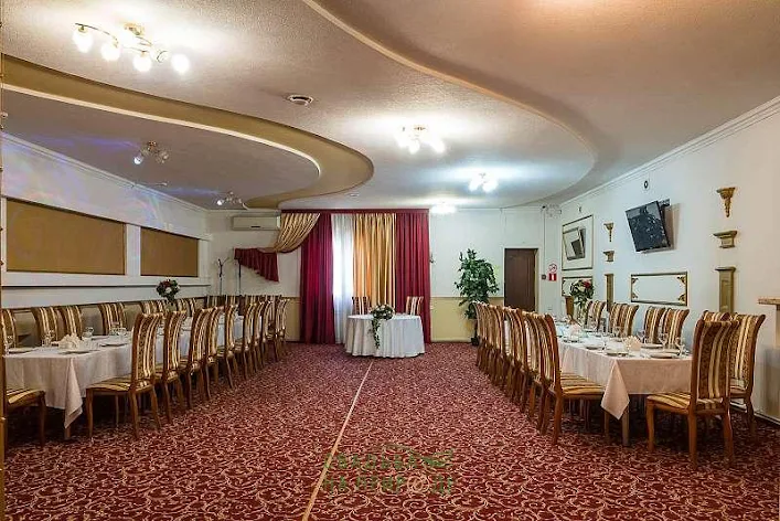 Фото №1 зала Красный зал