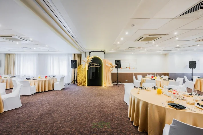 Фото №4 зала Зал «Родонит» 