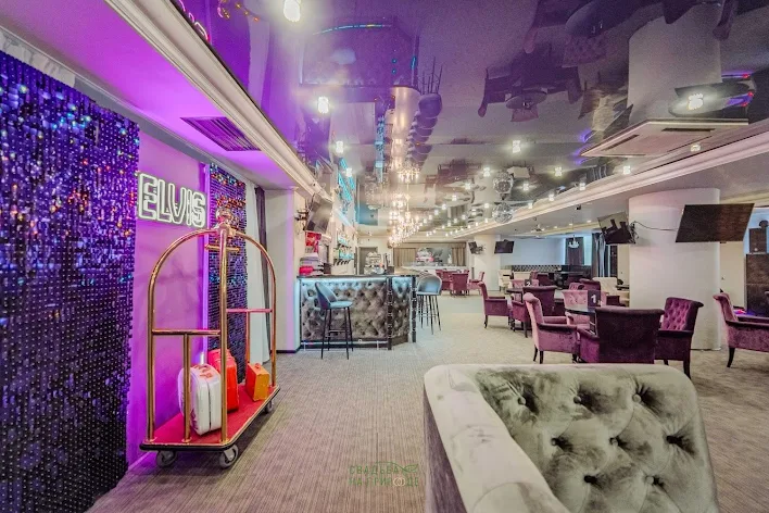 Фото №3 зала Караоке-бар elvis