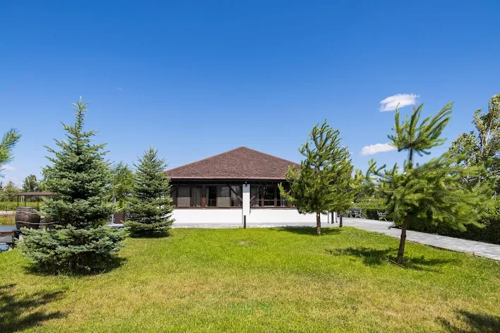 Фото №2 зала Ресторан у озера