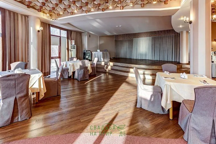 Фото №2 зала Зал ресторана