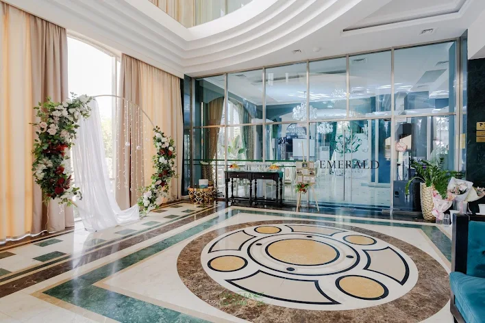 Фото №1 зала Ресторан «Эмеральд» 