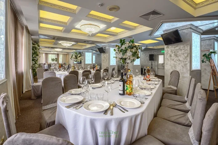 Фото №2 зала Ресторан «Бурлак» 