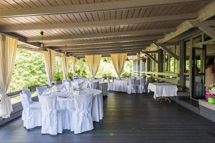 Фото №1 зала Веранда 2 этажа