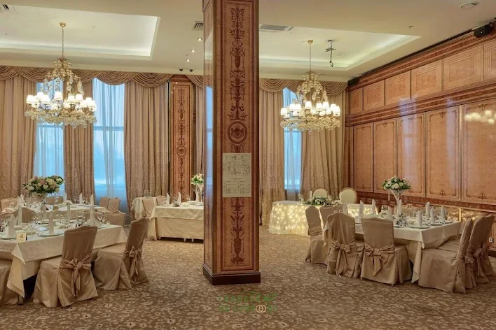 Фото №2 зала Банкетный зал «Азнавур» 