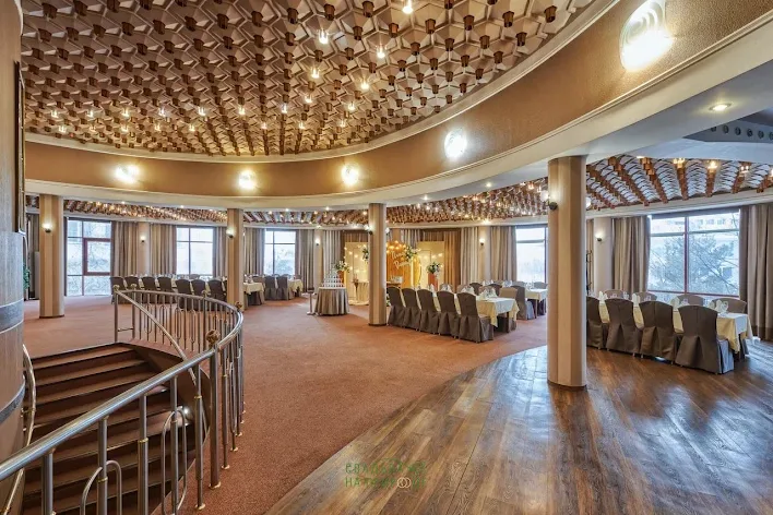 Фото №2 зала Зал ресторана