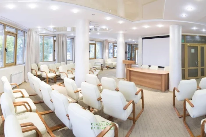 Фото №1 зала Конференц-зал «Жемчужина» 