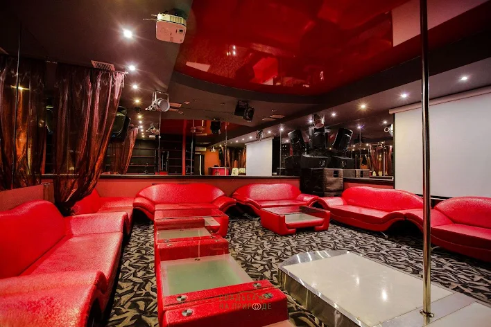 Фото №1 зала Караоке-зал