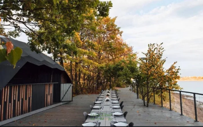 Фото №1 зала Открытая площадка «Пирс» 