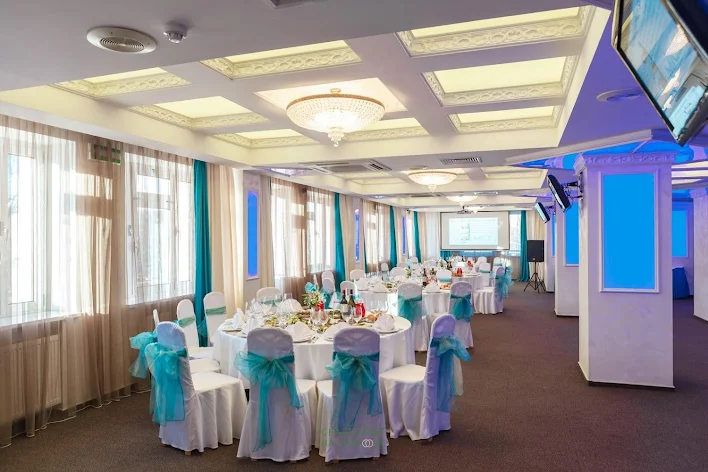 Фото №2 зала Ресторан «Бурлак» 