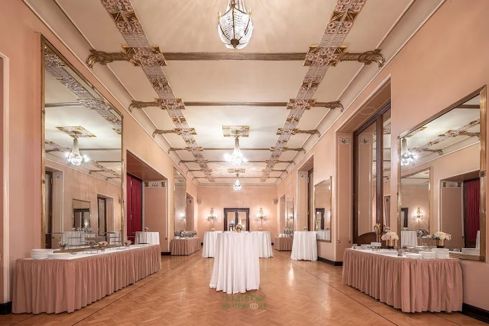 Фото №1 зала Зал «Зеркальный» 