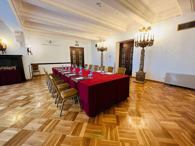 Фото №1 зала Зал «Орликов 5» 