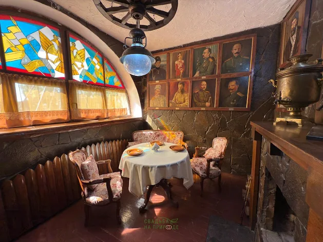 Фото №2 зала Зал «Малая каминная» 