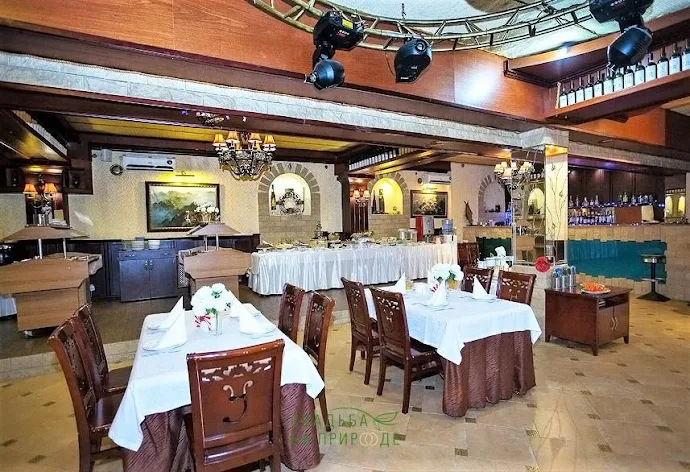 Фото №2 зала Ресторан fish