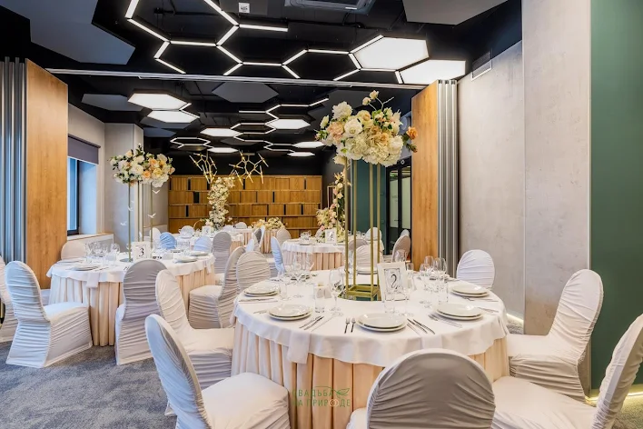 Фото №1 зала Summit