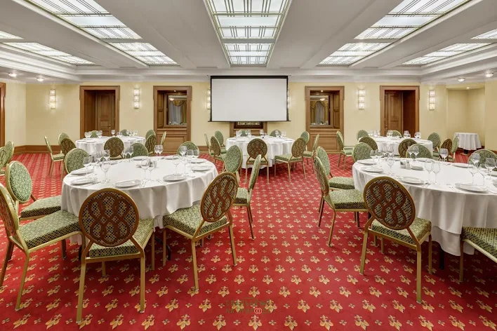 Фото №1 зала Зал «Петровский» 