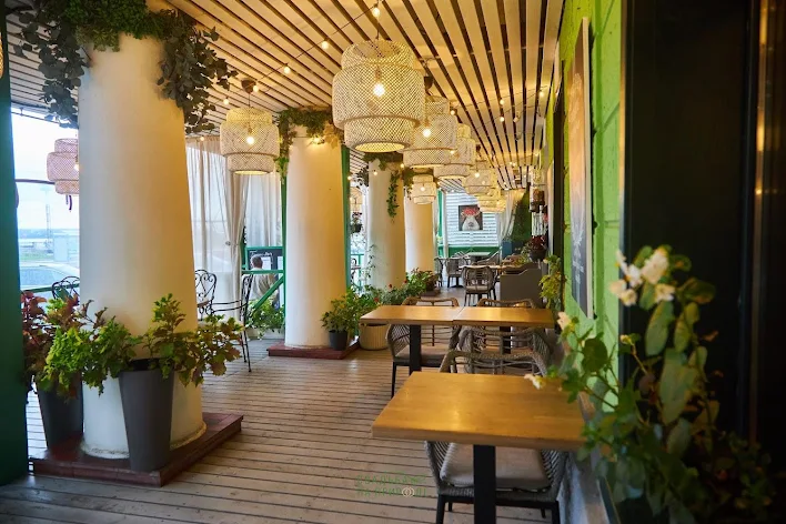 Фото №1 зала Летняя веранда