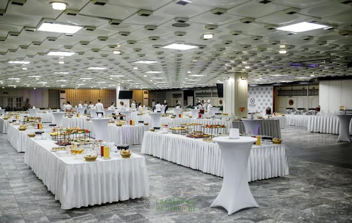 Фото №1 зала Зал «Хрустальный» 