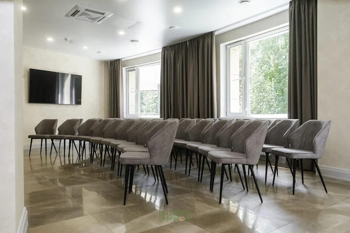 Фото №1 зала Переговорная комната «Сочи» 