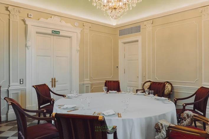 Фото №1 зала Зал «Тронный» 