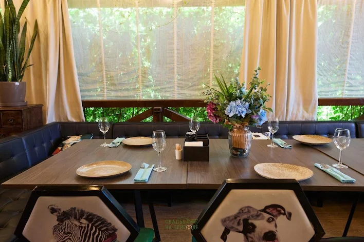 Фото №2 зала Летняя веранда