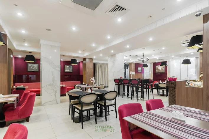 Фото №1 зала Ресторан «D’Аdjemoff» 