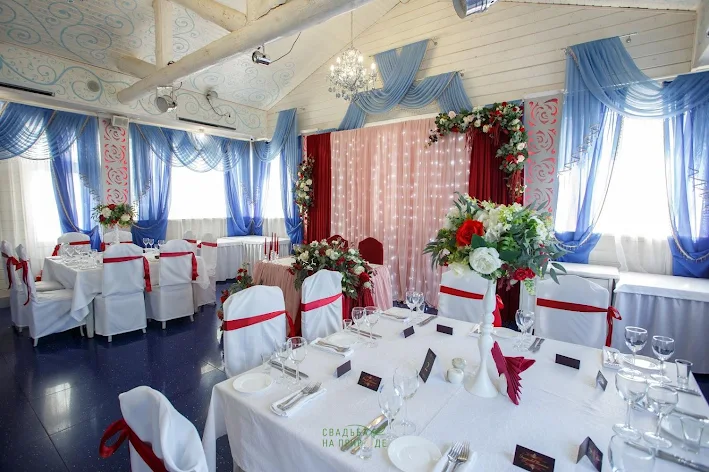 Фото №2 зала Светлая горница