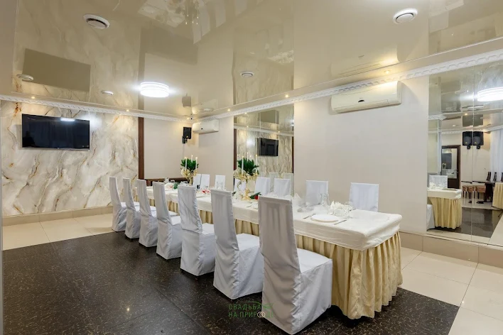 Фото №3 зала Большой банкетный домик