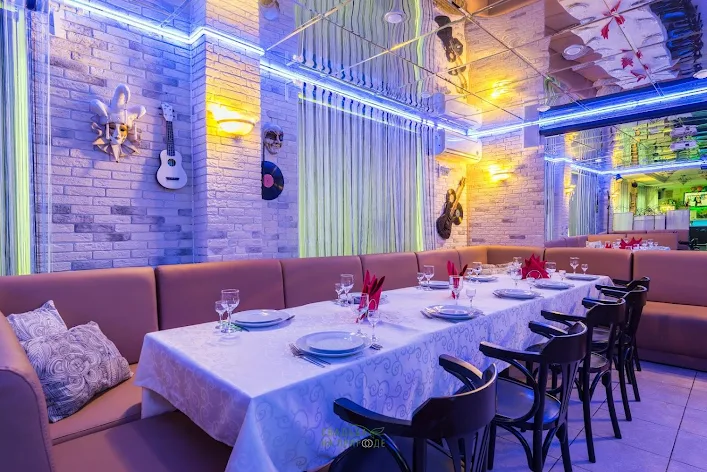 Фото №2 зала Кафе