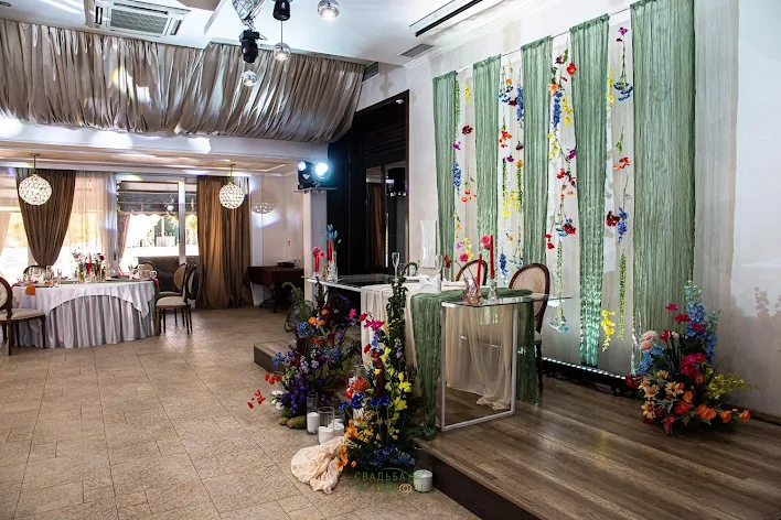 Фото №3 зала Ресторан «Жардин» 