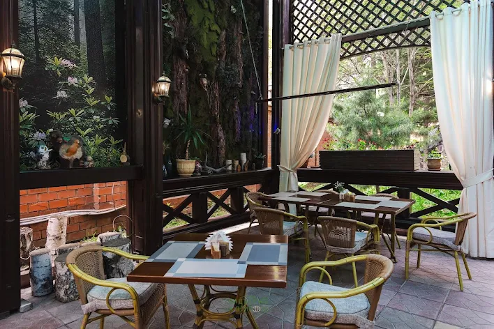 Фото №2 зала Летняя веранда №2