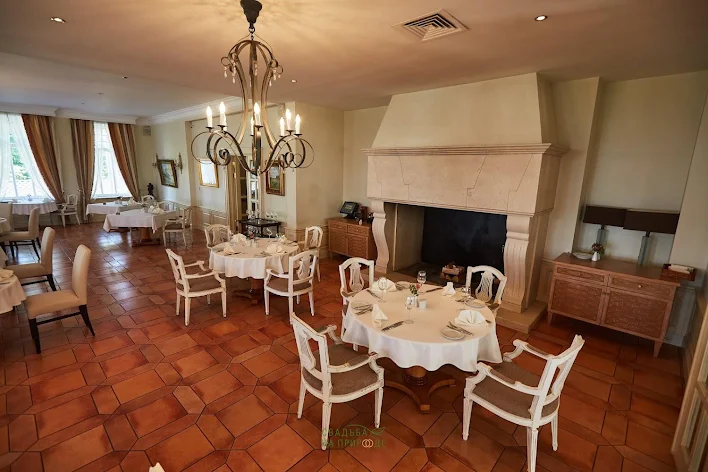 Фото №4 зала Зал «Дача Брассери» 