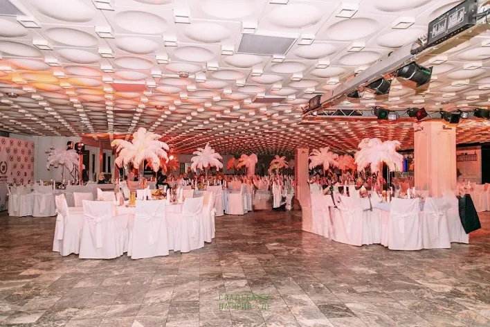 Фото №2 зала Зал «Хрустальный» 