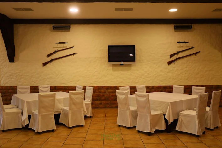 Фото №3 зала Привал