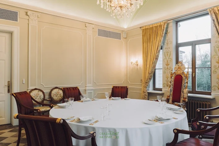 Фото №4 зала Зал «Тронный» 