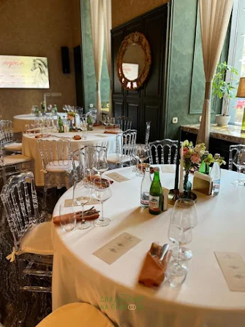 Фото №1 зала Зал «Платов» 