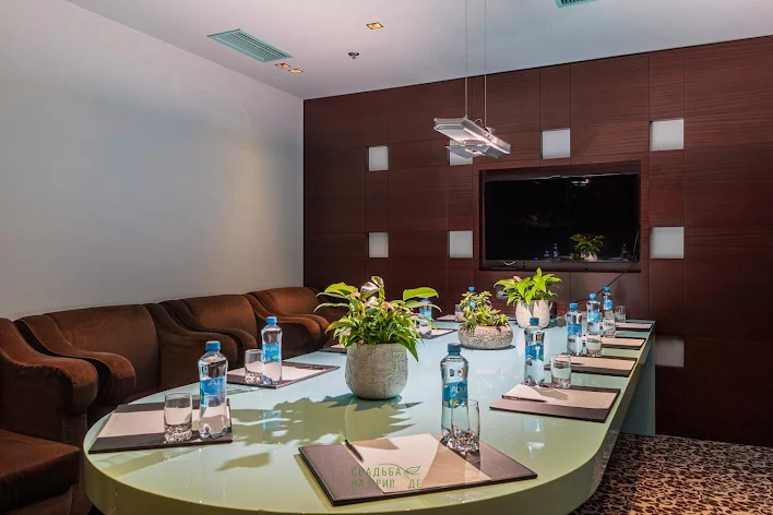 Фото №4 зала Переговорная комната «Office 99» 