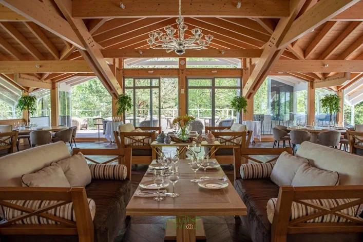 Фото №2 зала Ресторан