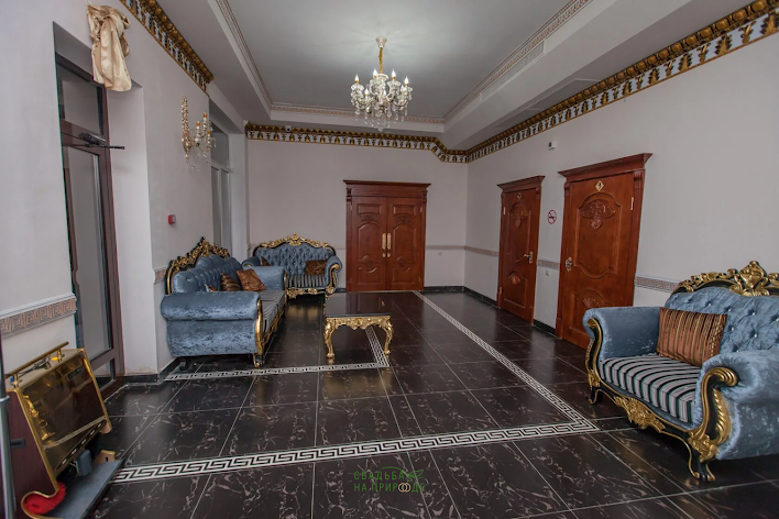 Фото №1 зала Зал «Версаче» 