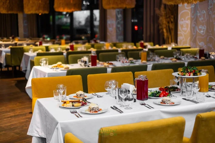 Фото №1 зала Зал ресторана «Саванна» 