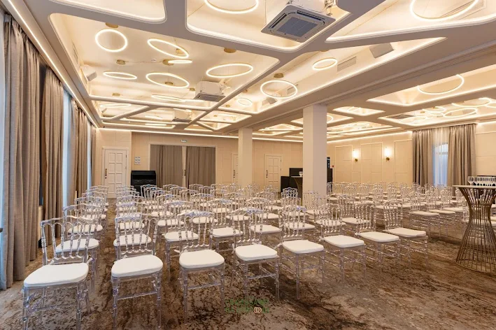 Фото №3 зала Зал «Атташе» 