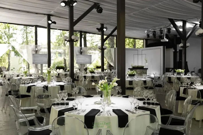 Фото №2 зала Летняя веранда