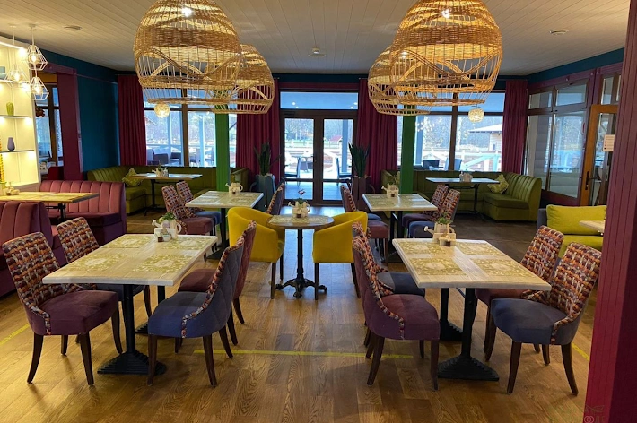 Кафе «Иван-чай» в Шуваловка (Санкт-Петербург) для свадьбы: бронирование ...