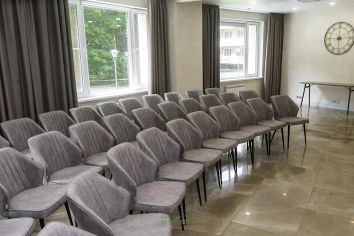 Фото №1 зала Переговорная комната «Сочи» 